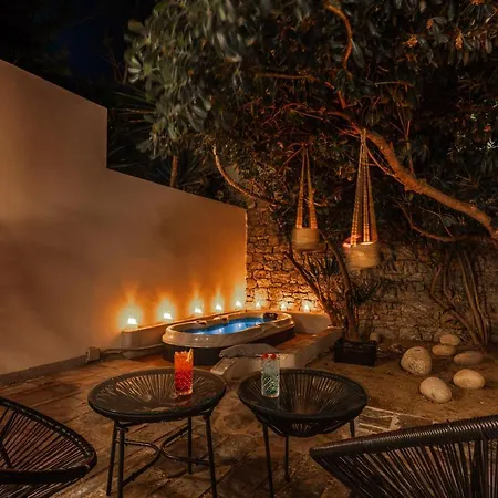 Omnia Mykonos Boutique & Ornos (Mykonos)