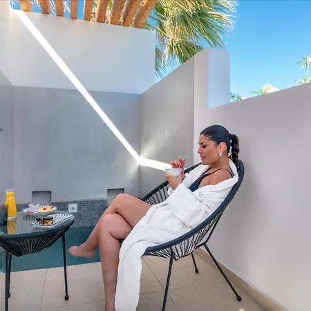 Hotel Omnia Mykonos Boutique & 4*