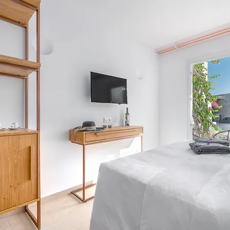 Omnia Mykonos Boutique & 4* Ornos (Mykonos)