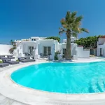 Omnia Mykonos Boutique & 4* オルノス
