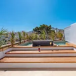 Omnia Mykonos Boutique & オルノス