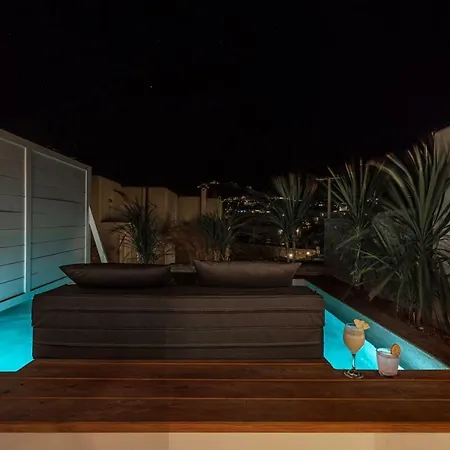 Omnia Mykonos Boutique & 4*