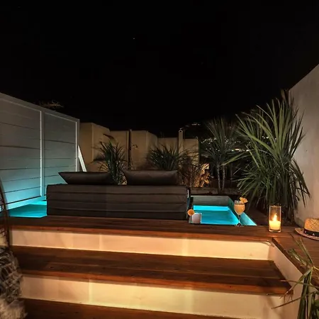 Отель Omnia Mykonos Boutique & 4*