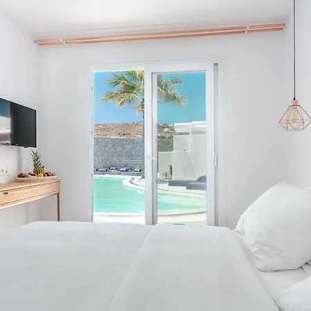 Omnia Mykonos Boutique & Ορνός